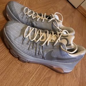 Nike KD 8 size 9.5
